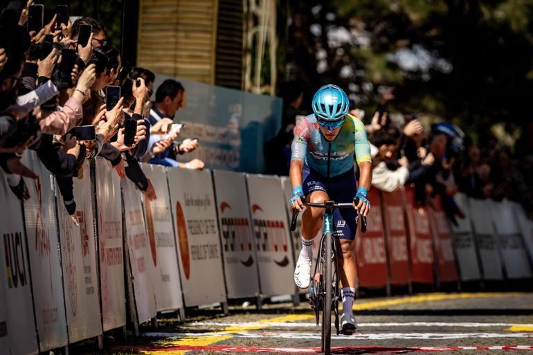 60. Cumhurbaşkanlığı Türkiye Bisiklet Turunun Selçuk-Selçuk etabını Harold Martin Lopez kazandı