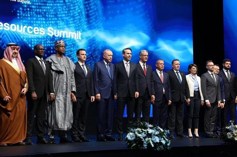 Cumhurbaşkanı Erdoğan: Türkiyeyi doğal gaz ve petrol arama alanında küresel aktör haline getireceğiz