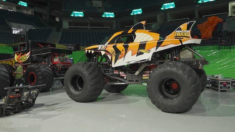 Hot Wheelsın dev tekerli canavar kamyonları İstanbulda