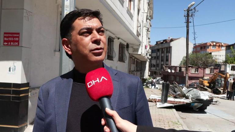 Gaziosmanpaşada yol çöktü, iki bina tahliye edildi
