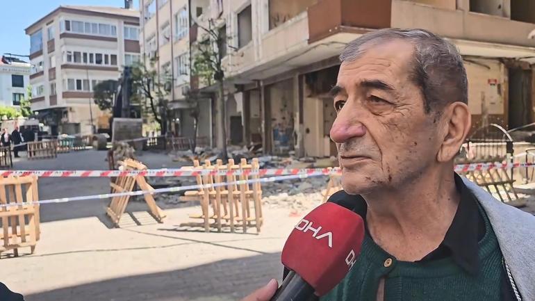 Bahçelievlerde 4 katlı binanın balkonu çöktü