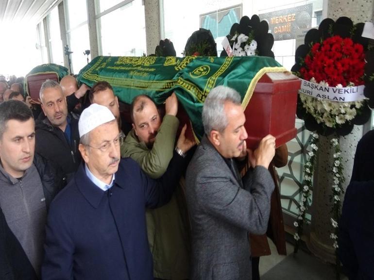 Fransada yangında ölen 3 kardeş, son yolculuklarına uğurlandı