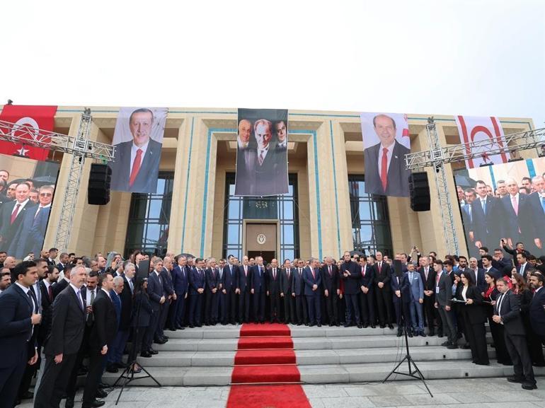 Cumhurbaşkanı Erdoğan, KKTCdeki yeni Cumhuriyet Yerleşkesinin açılışını yaptı