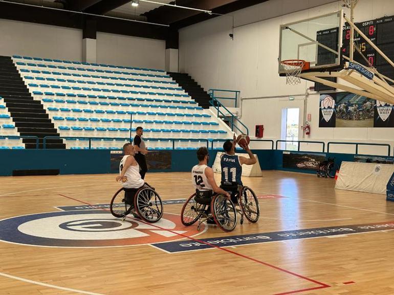 Tosyalı İskenderun Engelliler Basketbol Takımı Euro Cup şampiyonu oldu
