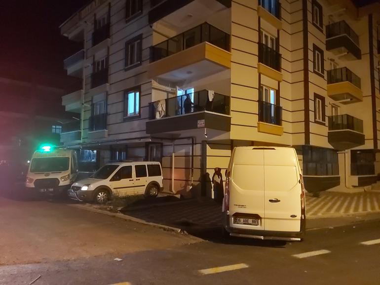 Komşusu Haticeyi tabancayla öldürüp, aynı silahla intihar etti