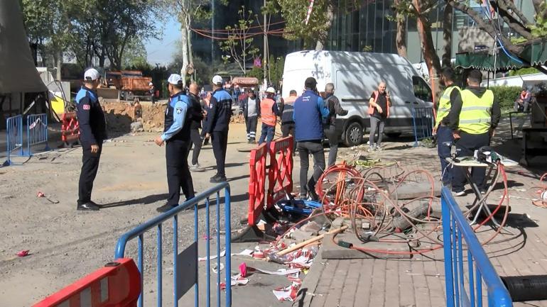 Sarıyerde çöken yolun dolgu ve onarım çalışmaları devam ediyor