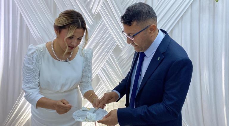 Depremde ailelerini kaybetmişlerdi, tanışıp evlendiler