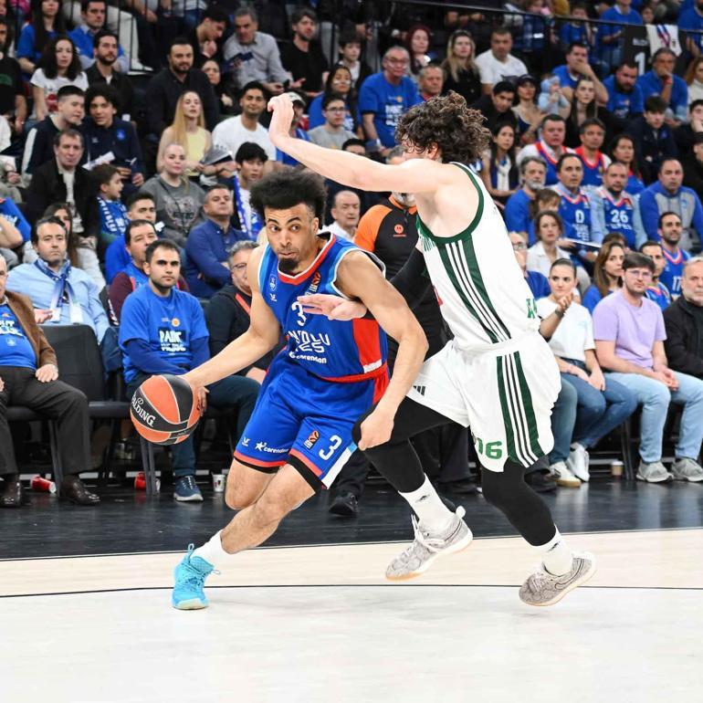 Anadolu Efes kazanırsa, bir Türk takımı Final Four’da finali garantilemiş olacak