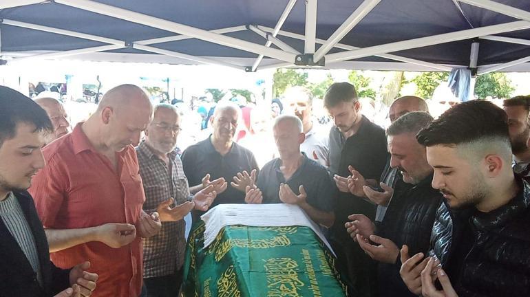 Motosiklet kazasında ölen Emirhan gözyaşlarıyla toprağa verildi