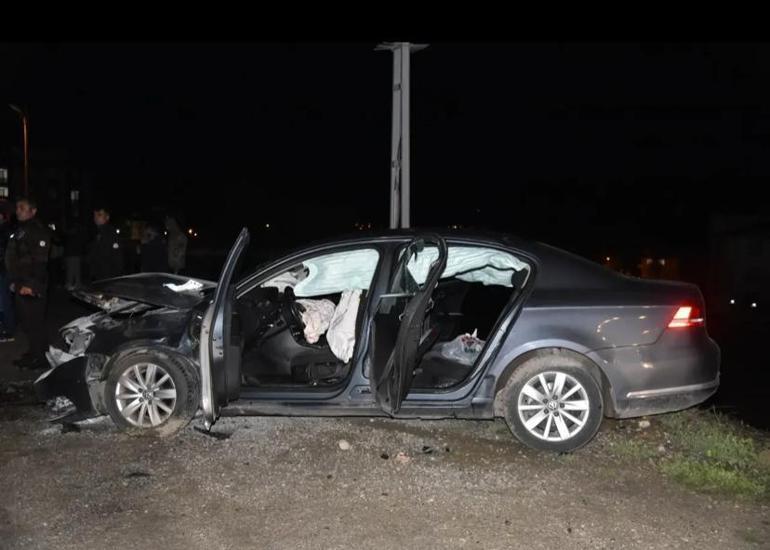 Gümüşhanede otomobiller çarpıştı; 2si yaya, 11 yaralı