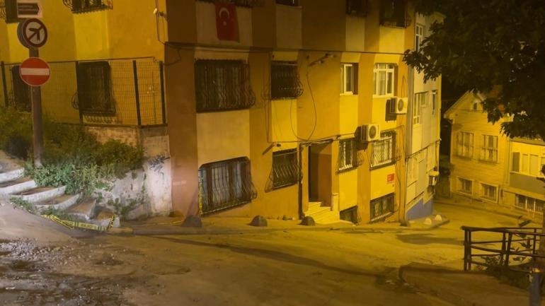 Beyoğlunda kazı çalışması sonrası elektrik kesintisi: Mahalleli tepki gösterdi