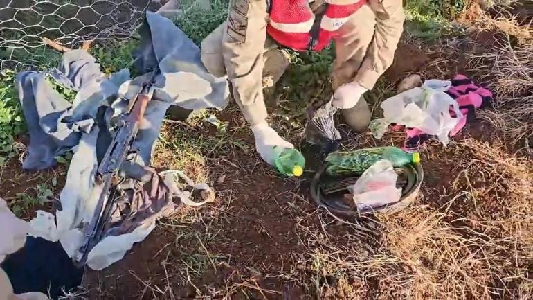 Çamaşır makinesi ile toprak altından silahlar çıktı; 16 gözaltı