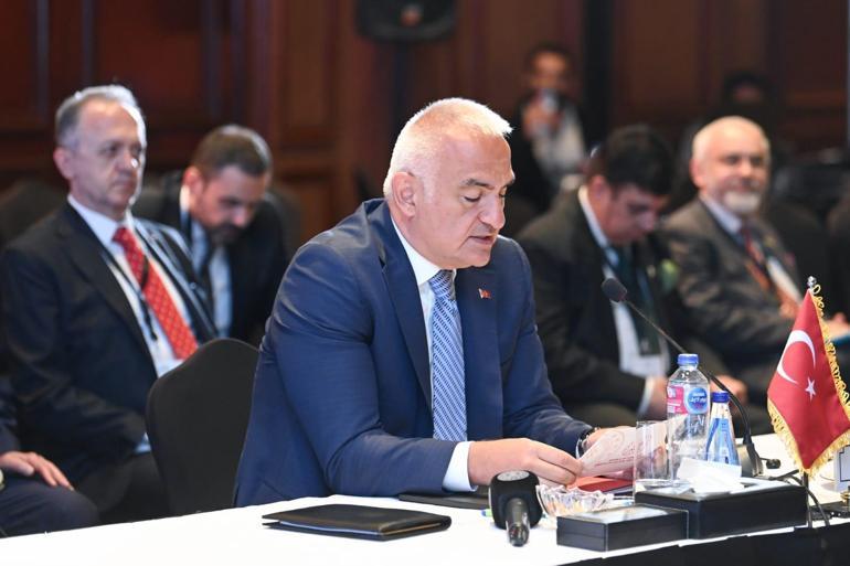 D-8’in ilk turizm şehri Antalya oldu