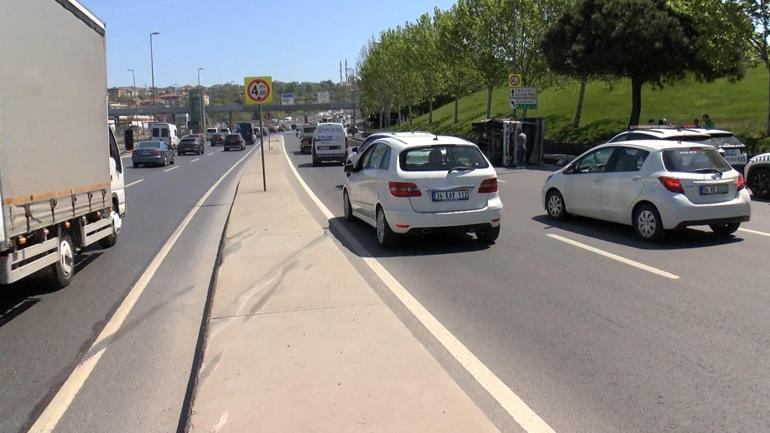 Küçükçekmece D-100 Karayolunda kaza: 2 yaralı