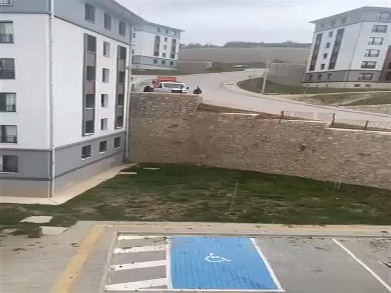 İstinat duvarını aşıp, otomobilin üstüne düşen otobüsün şoförü 55 gün sonra öldü