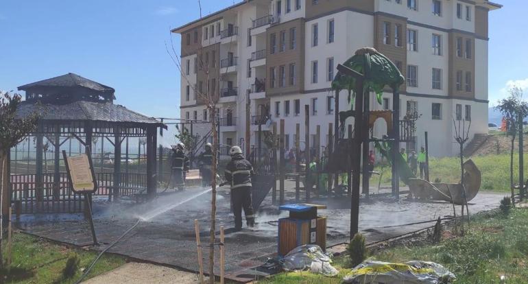 Gaziantepte çocuk parkında yangın