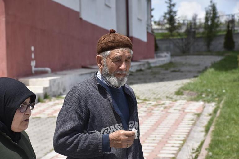 Sivasta evde boğazları kesilerek öldürülen 2 kardeşin babası, 5 yıldır kayıpmış