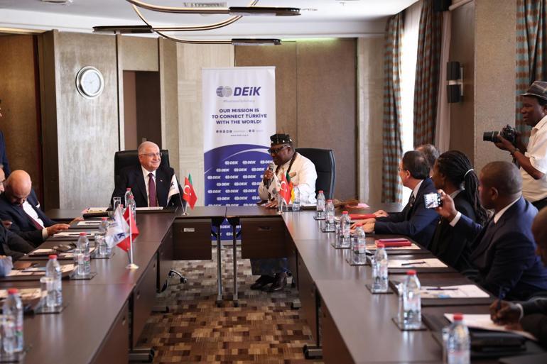 Bakan Güler, Kamerunda temaslarına devam ediyor