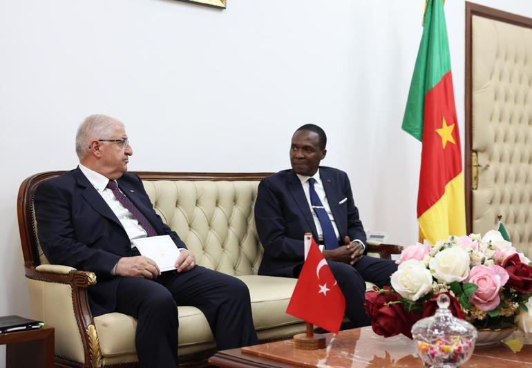 Bakan Güler, Kamerunda temaslarına devam ediyor