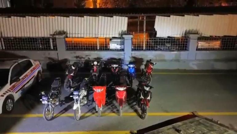 Yarış hazırlığındaki motosikletlilere jandarma baskını