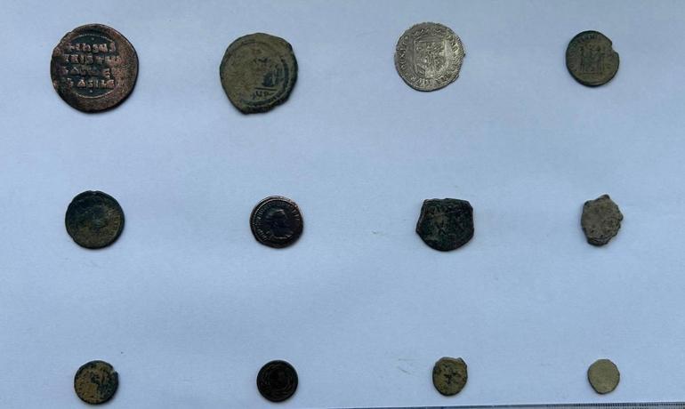 Tarihi eser operasyonunda 12 sikke ve 14 tarihi eser ele geçirildi
