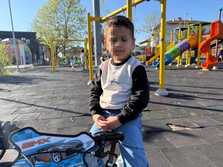 Parkta alkol alanların geride bıraktıkları şişedeki içkiyi su zannederek içen çocuk hastanelik oldu