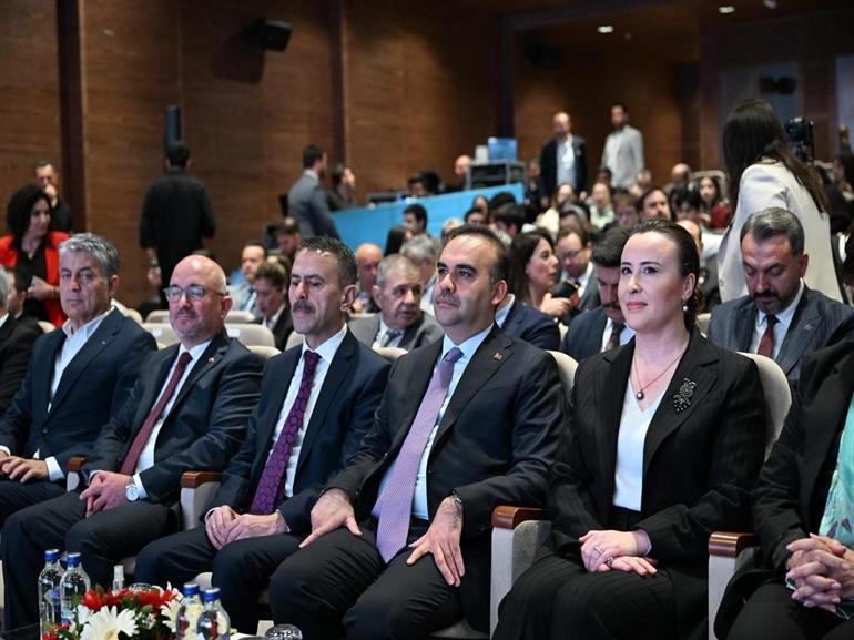 Bakan Kacır: 2030a kadar seviye 3 yerli otonom aracın ülkemizde üretilmesini sağlayacağız