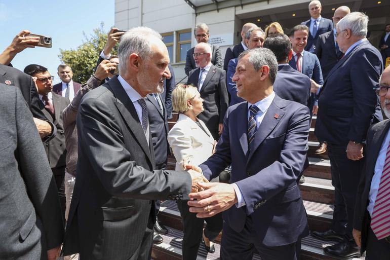 Özgür Özel, İstanbul Ticaret Odasını ziyaret etti