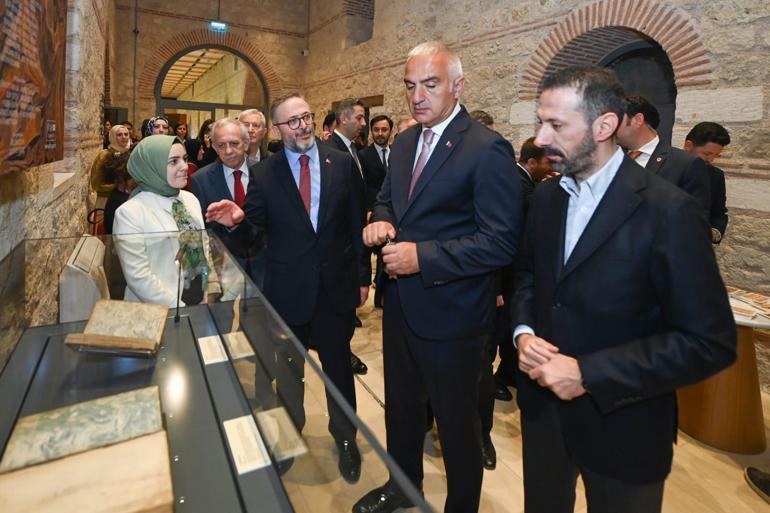 Bakan Ersoy: Hac, hafızanın nesiller boyunca taşındığı büyük bir medeniyet köprüsüdür