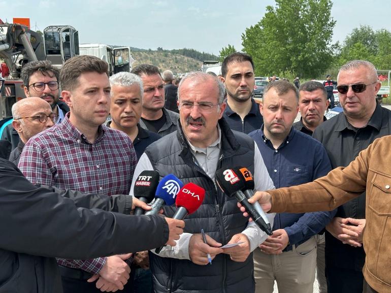 Çanakkalede zincirleme kaza; 8 ölü, 21 yaralı