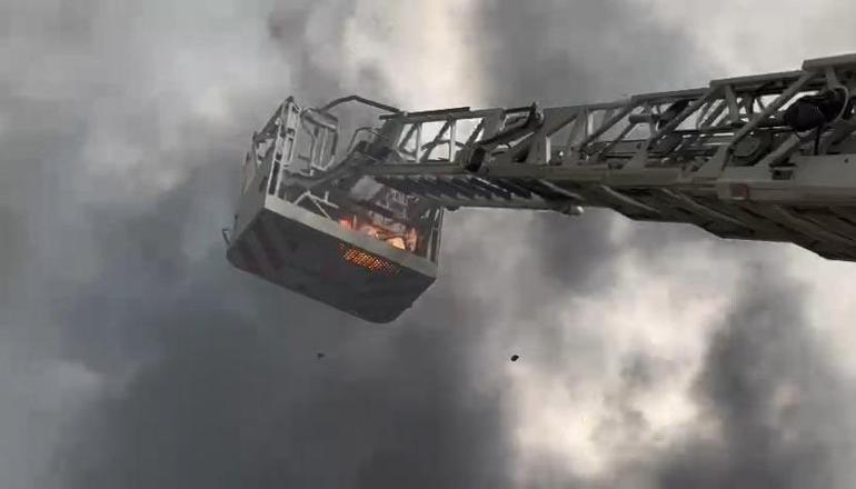 Fındık kırma fabrikasındaki yangın, 2,5 saatte kontrol altına alındı