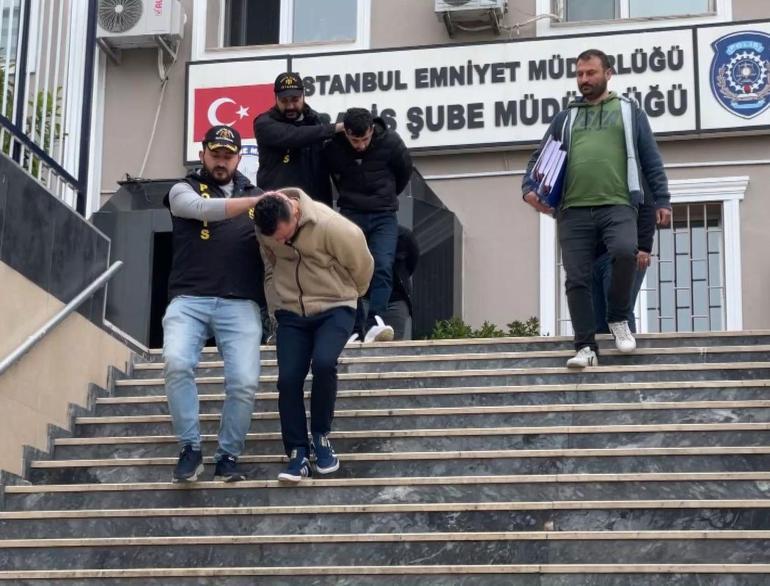 Sultangazide hırsızların yakalandıkları anları taksinin araç kamerası görüntüledi