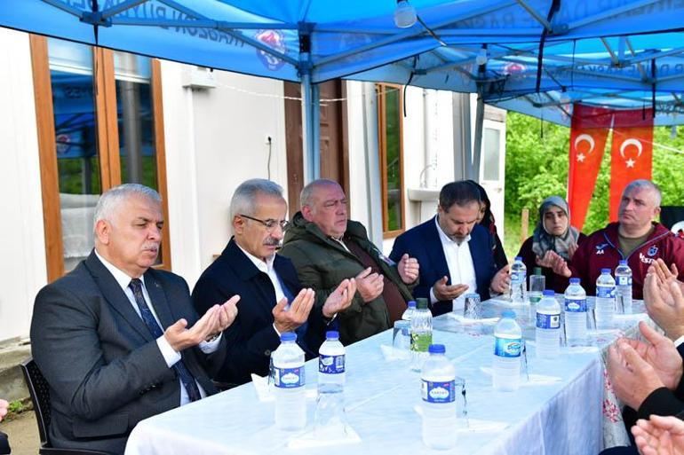 Bakan Uraloğlu’ndan şehit ailesine ziyaret