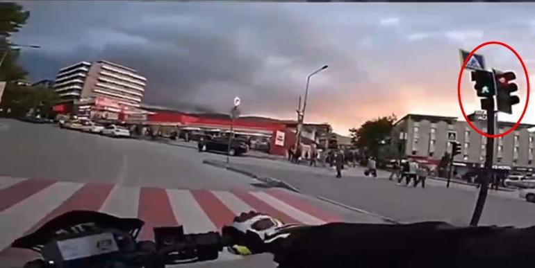 Motosikletlerle tek teker üzerinde yarışıp, görüntüleri sosyal medyada paylaştılar