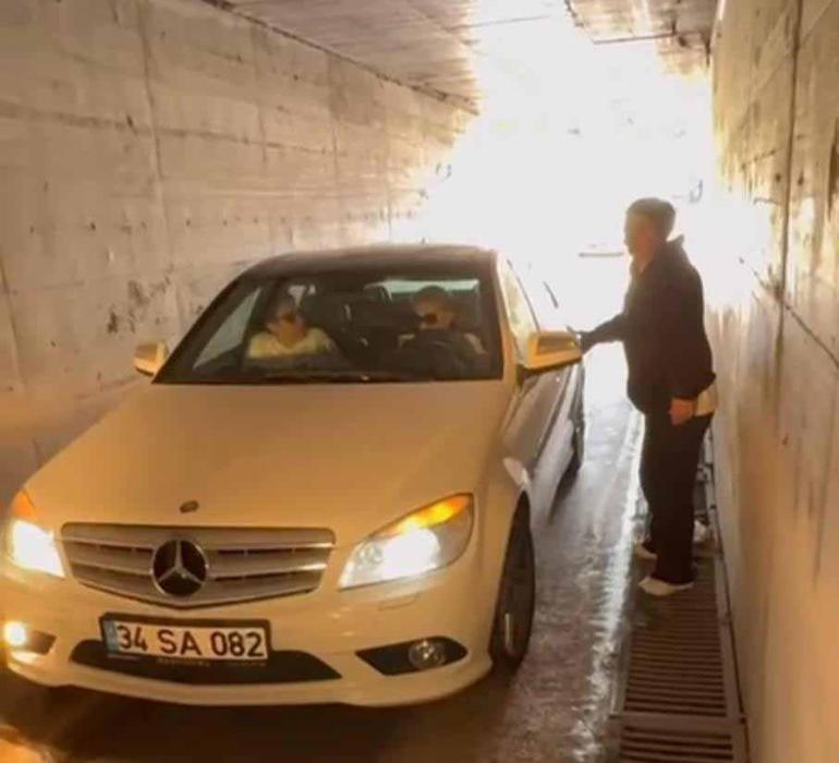 Yalovada alt geçitte yol verme tartışmasında kadın sürücü trafiği kilitledi