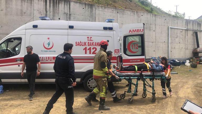 Otomobilin 20 metreden düştüğü kaza kamerada; 2 yaralı