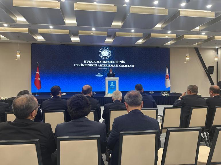 Bakan Tunç: e-Tebligat ile 20 milyar 128 milyon 835 bin TL tasarruf sağladık