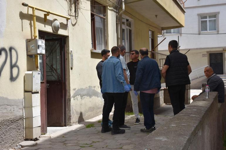 Derin dondurucuda parçalanmış cesedi bulunmuştu; toprağa verildi