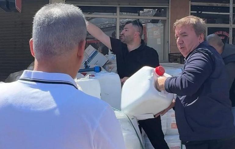 Erzincanda lokantada çıkan yangın bitişikteki iş yerlerine sıçradı: 20 dükkan zarar gördü