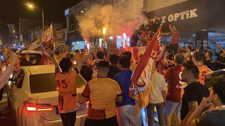 Galatasarayın şampiyonluğu tüm yurtta coşkuyla kutlandı