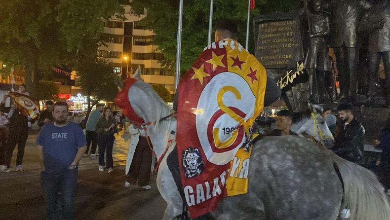 Karabükte şampiyonluğu at binerek kutladılar