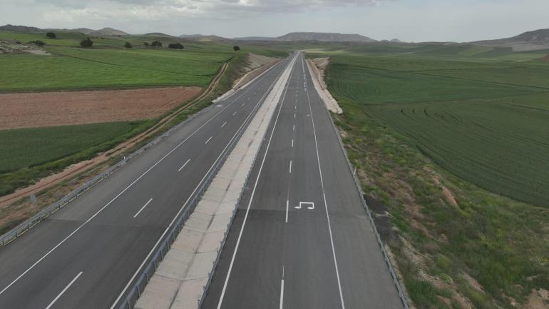 Melodili Yol uygulaması ilk kez hayata geçirildi; asfaltta Türk Marşı yankılanacak