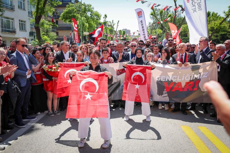 Özgür Özel: Demokrasi, eşit şartlarda mücadele olduğu zaman iyidir