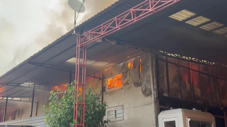 Mersinde elektronik eşya fabrikasındaki yangın kontrol altında