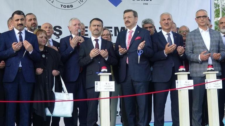 TOBB Başkanı Hisarcıklıoğlu: Birlik olursak bileğimizi kimse bükemez
