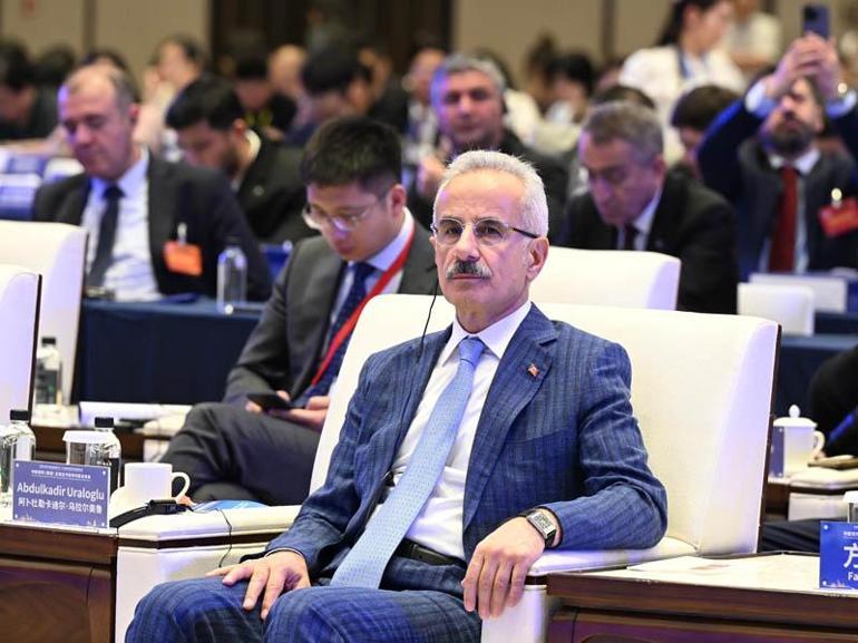 Bakan Uraloğlu: Türkiye olarak Asya ile Avrupa arasındaki yeni Çelik İpek Yolu’nun önemli bir bileşeniyiz