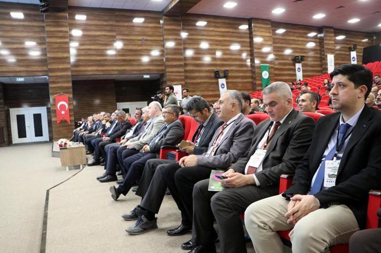 Bilim insanları, Türkiyenin yaban hayatını Vanda konuşuyor