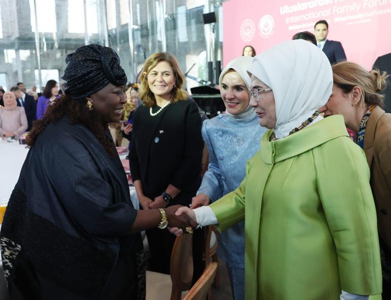 Emine Erdoğan, Uluslararası Aile Forumunun galasına katıldı