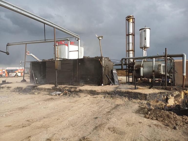 Erzurumda asfalt üretim tesisinde gaz sıkışması kaynaklı patlama: 1 ölü, 1 yaralı