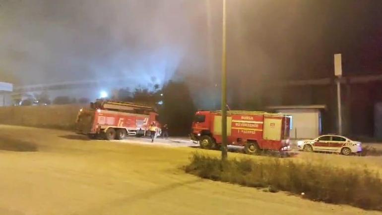 Bursada orman ürünleri fabrikasındaki yangın söndürüldü